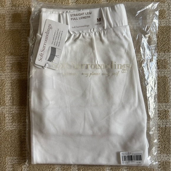 NWT Soft Surroundings White Straight Leg Pull-On Leggings Mid-Rise Pants Medium - Picture 9 of 10